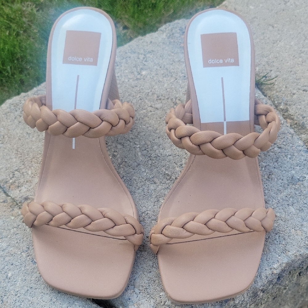 Dolce Vita Women's Tan Braided Sandals